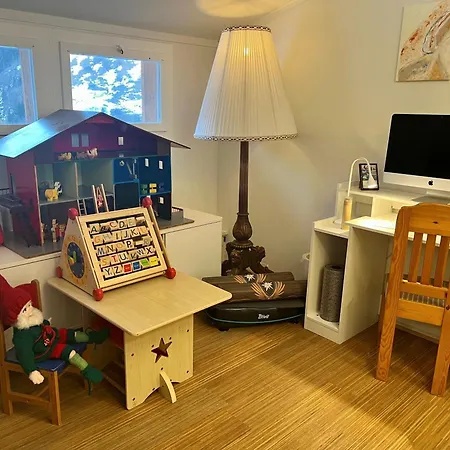 Engel Ingold Bärgblümli Alpstuga *