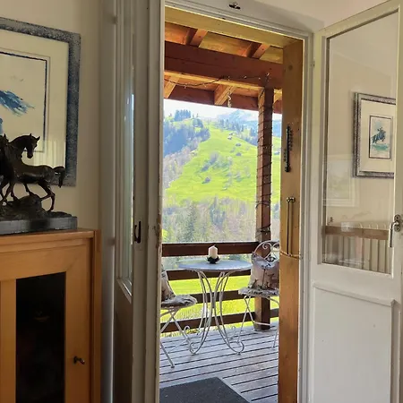 Engel Ingold Bärgblümli Alpstuga *