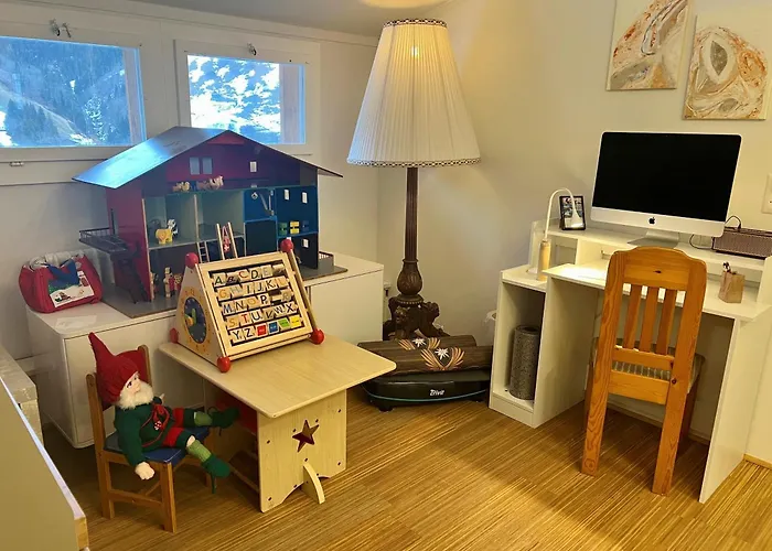 Engel Ingold Bärgblümli Alpehytte *