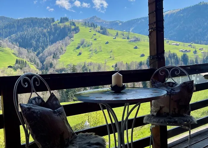 Alpehytte Engel Ingold Bärgblümli *